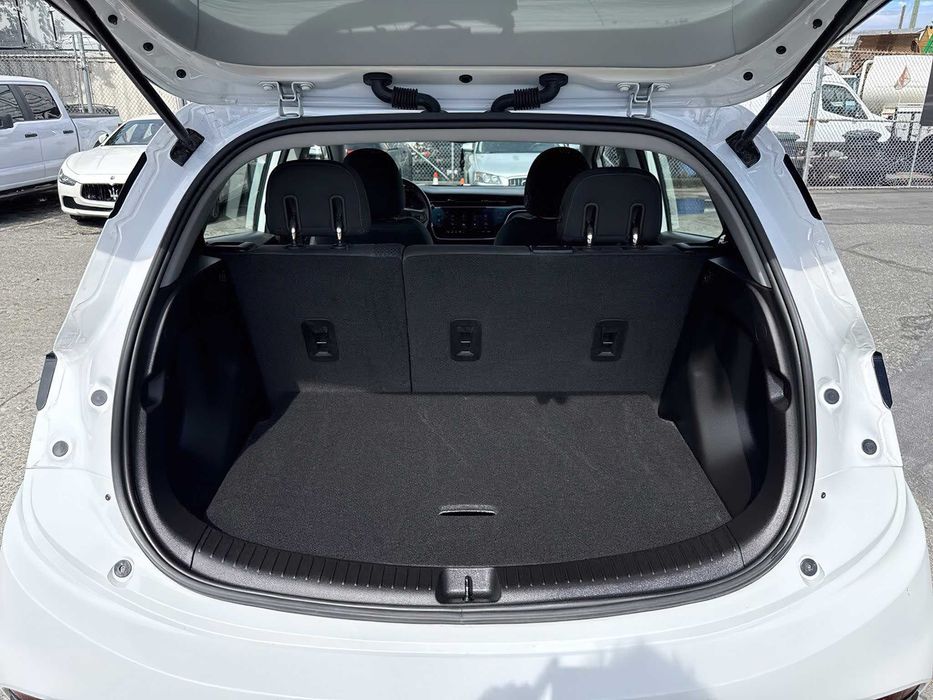 Chevrolet Bolt EV 2LT      2023