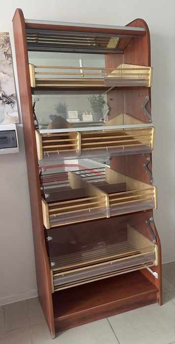 Regał na pieczywo   Stojak