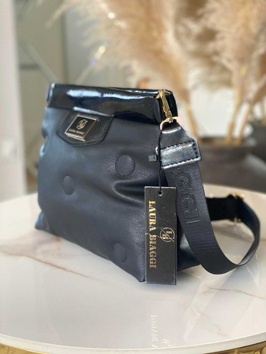 Torebka Laura Biaggi listonoszka raportówka czarna