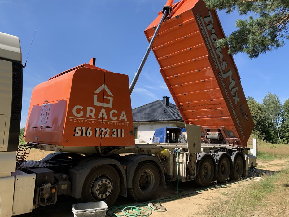 Wylewki posadzki anhydrytowe KNAUF ogrzewanie podłogowe.