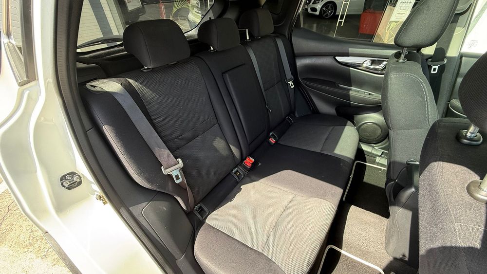 Nissan Qashqai 1.5 dCi N-Connecta 18