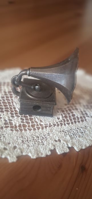 strugaczka temperówka Gramofon-Zabytkowa kolekcjonerska