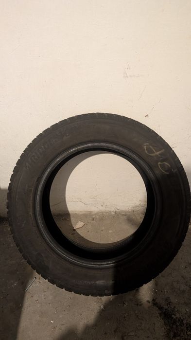 Opony zimowe Premium Bridgestone Blizzak 215/60/R16