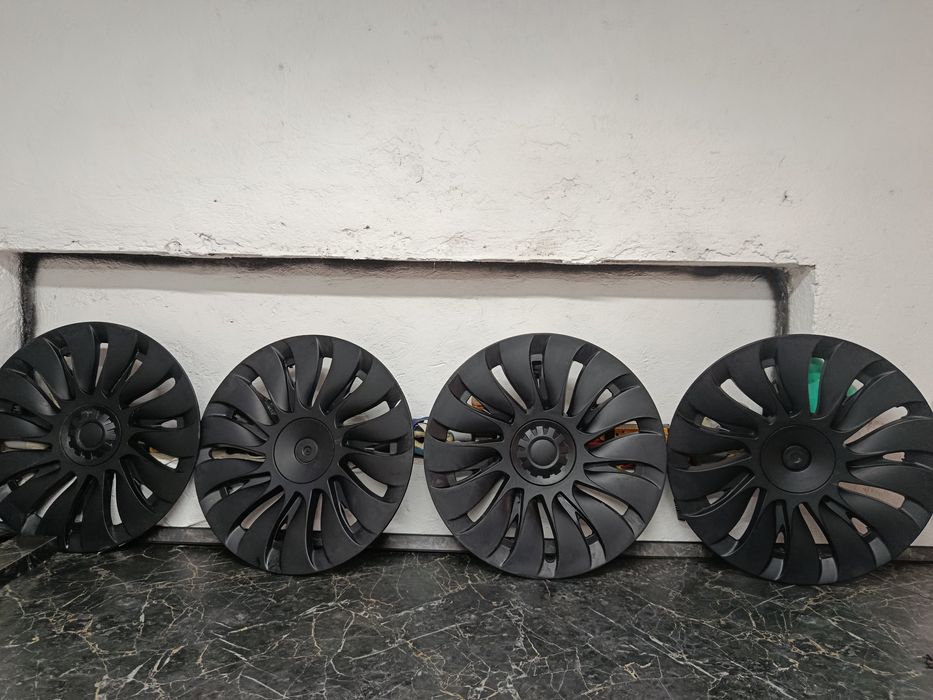 ковпаки r 19 Tesla