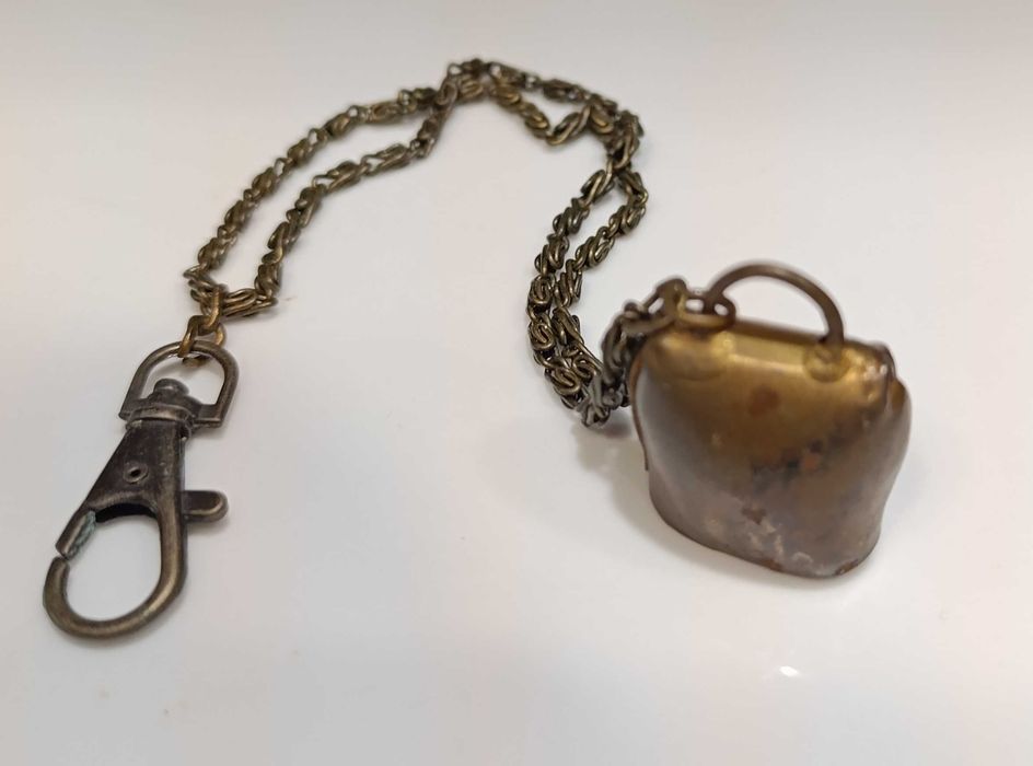 Porta Chaves, Sino real, em cobre, com torniquete/ Arnês