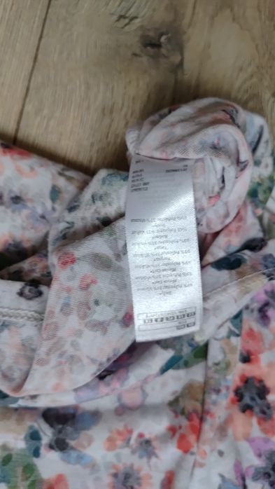 Delikatna bluzka na lato