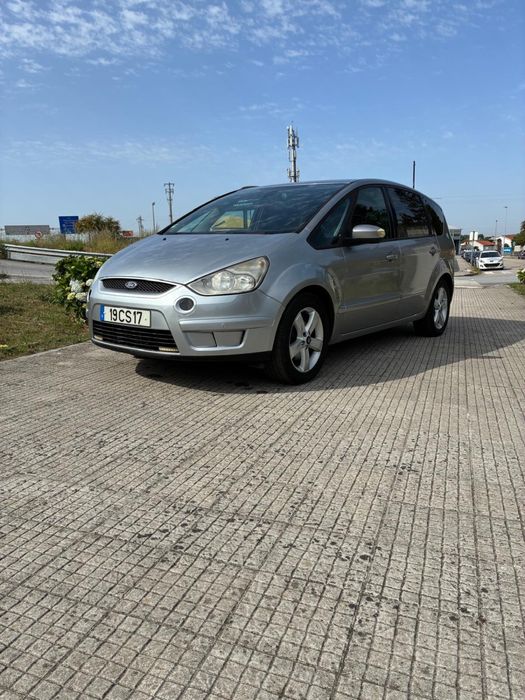 Vendo Ford  4300
