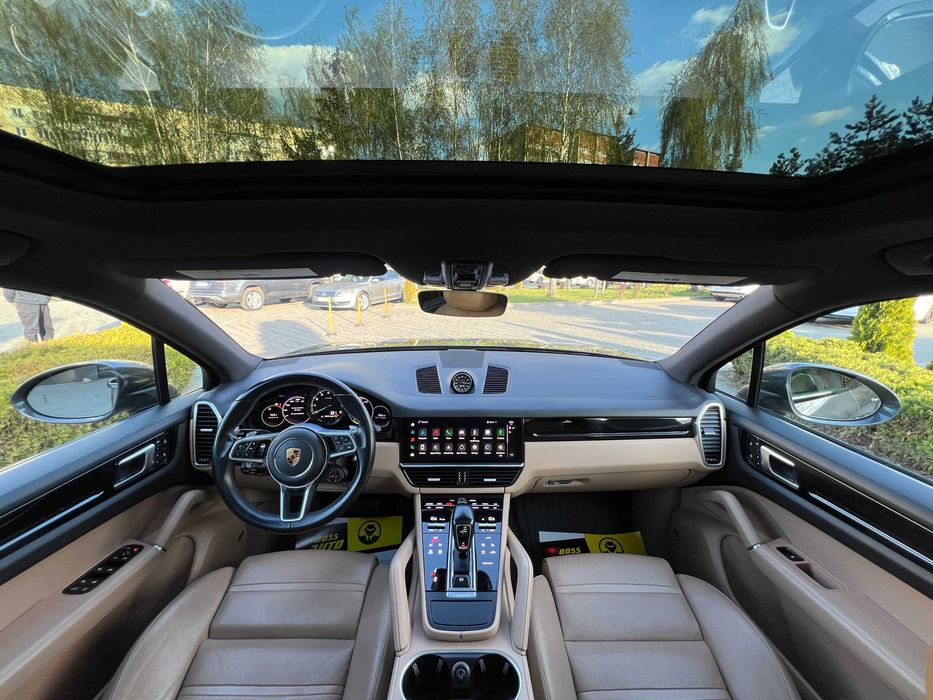 Porsche Cayenne 2022
