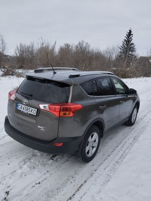 Продам Тайота РАФ 4 офіційний.