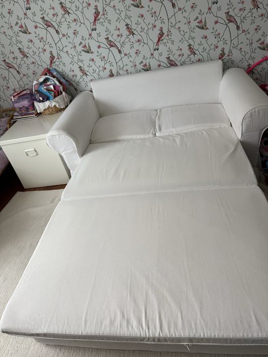 Sofá Cama branco ikea