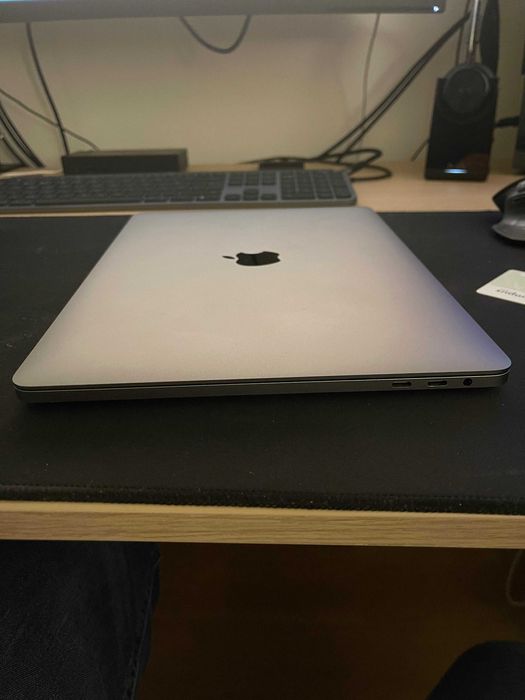 Macbook Pro 13" 2020 | i5 | 16GB RAM | 512 GB de espaço