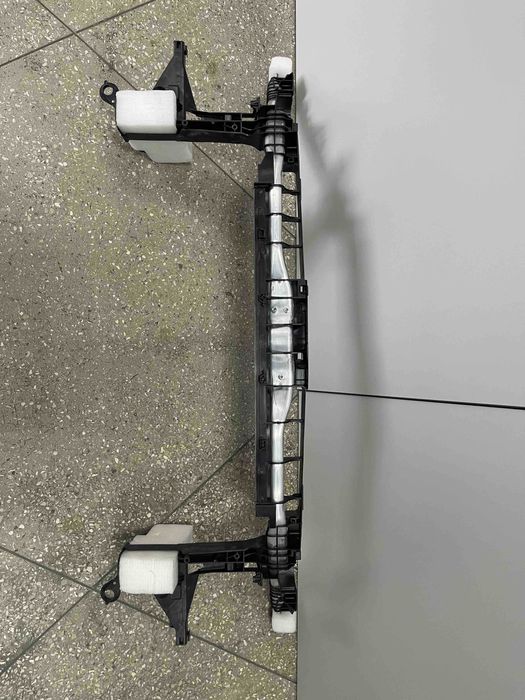 Передняя панель(телевизор) Infiniti QX30