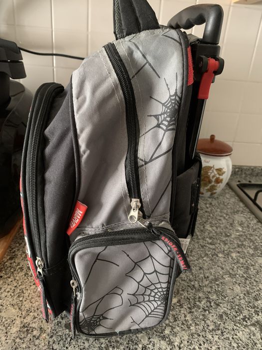 Mochila / Troley “Homem Aranha” (Marvel)