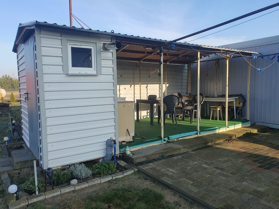 Rama z kabiną prysznicową