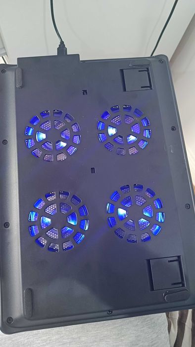 NK podstawka Przenośna do chłodzenia wentylator laptopa 12-17 32A142