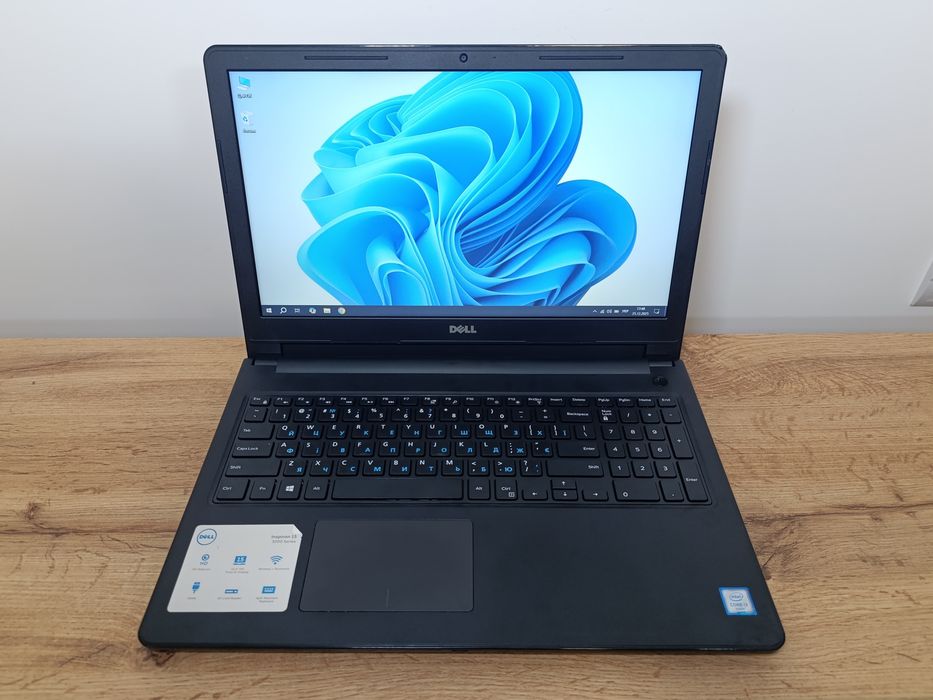 15'6 ноутбук Dell Inspiron/i3-6006U/SSD 256GB/8GB DDR4/Батарея 5%зносу