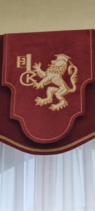 Стирка штор, чехлов на мебель