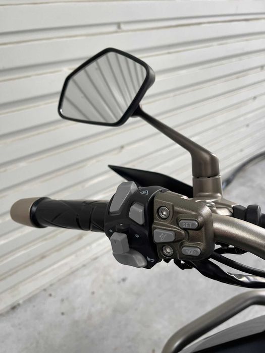 Zontes T310 T2 NACIONAL C/Top Case Givi 6500KMS