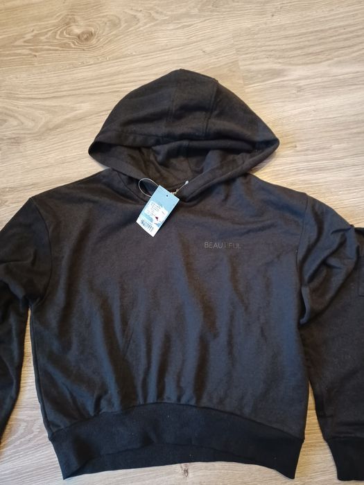 Nowa bluza dziewczęce rozm.146/152