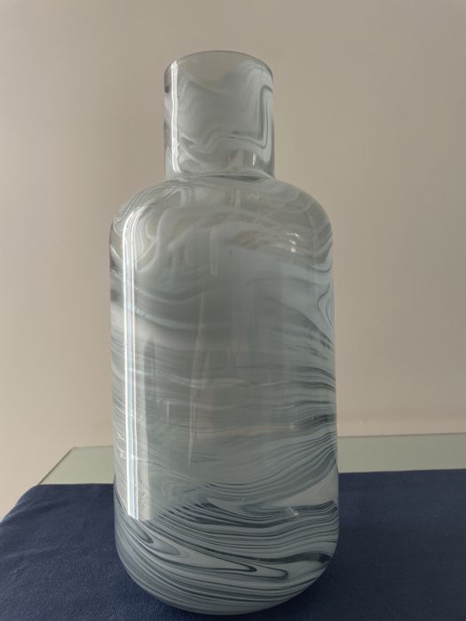 Jarra de vidro tons azuis