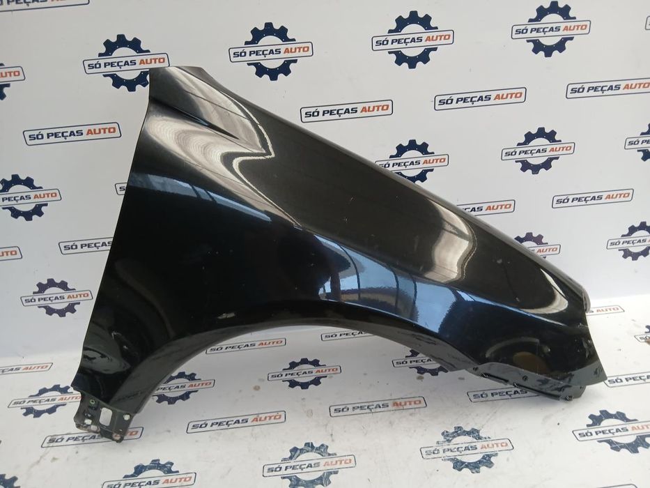 GUARDA LAMAS DIREITO PRETO PORSCHE CAYENNE TIPTRONIC S D ANO: 2009