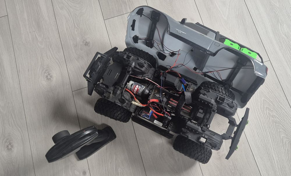 Model RC Traxxas TRX-4 Sport 1/10