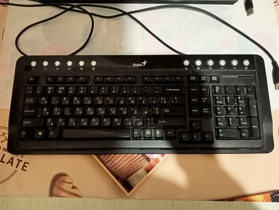 Продам клавиатуру для домашнего ПК компьютера.