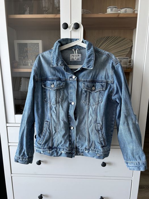 Wiosenna kurtka dżinsowa jeansowa Pull & Bear katana