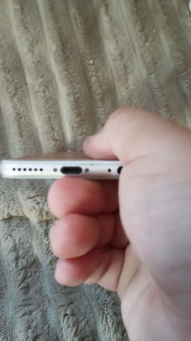 iPhone 6s на Андроїді