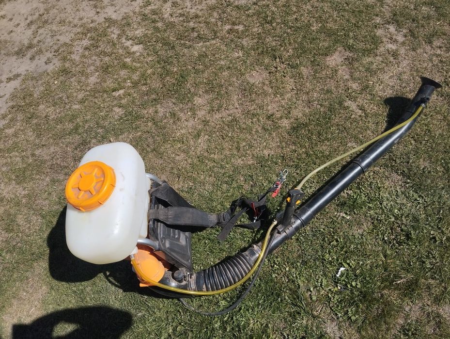 Opryskiwacz spalinowy 14 l