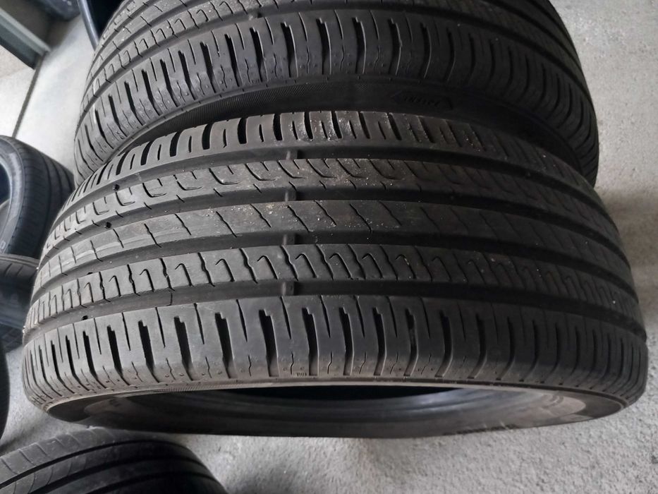 4 Pneus 235/60R18 Barum seminovos