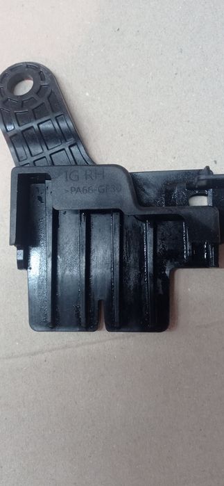 Кронштейн крепления фары grandeur