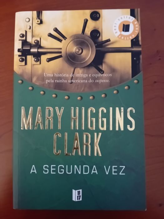 4 livros de bolso
