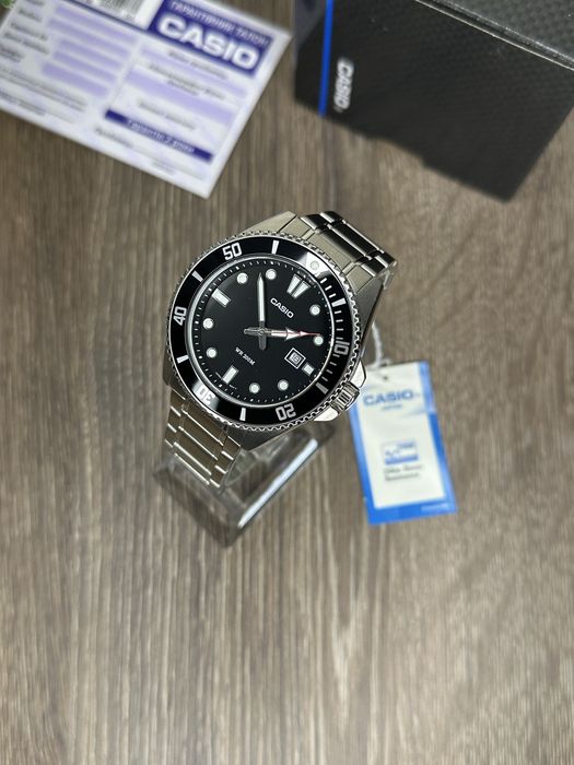З гарантією / Новий оригінальний годинник CASIO MDV-107D-1A (Duro)