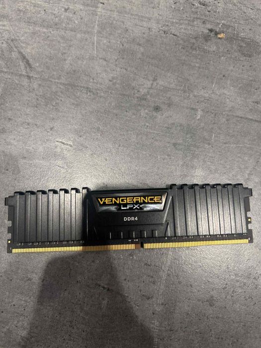 Pamięć RAM Corsair Vengeance LPX DDR4 8GB 3000MHz CL16