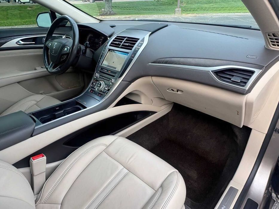 Lincoln MKZ Select      2018