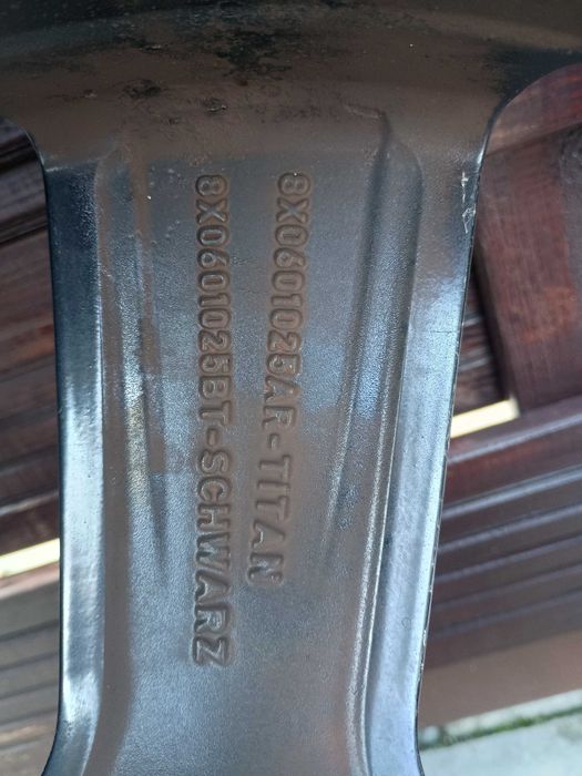 Felgi 18 5x100 Rotor Audi A1 8x0601025