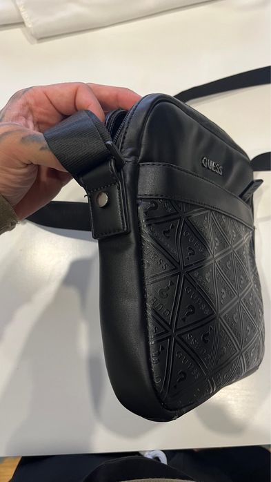 Bolsa da guess preta
