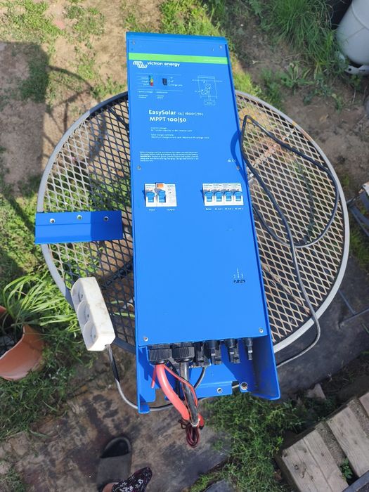 Victron Energy EasySolar 12/1600/70-16 MPPT 100/50