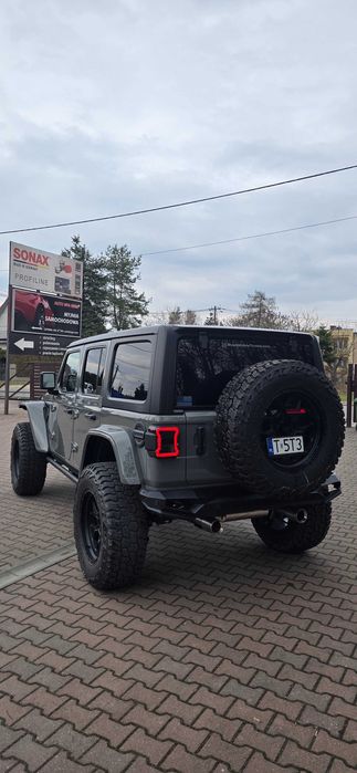 Jeep wrangler Black Widow JL 3.6/ FOX / przebieg 8400km!