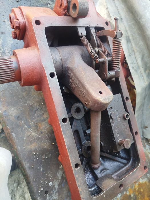 Podnośnik ursus c 360 plecak c 355 korpus 4011