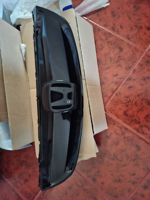 Grelha da frente Honda civic 2005 original nova