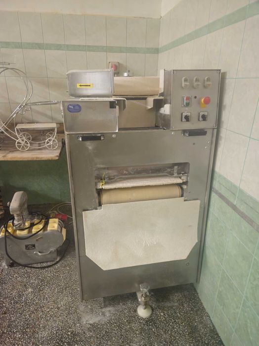 zaokrąglarko  wydłużarka    do  chleba, sztangli , bagietek , EBERHARD