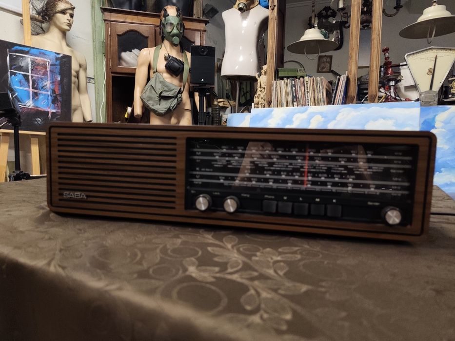 Radio Saba Donau F bom estado