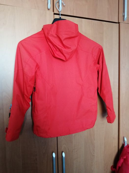 Kurtka wiosenna firmy Dekatlon.