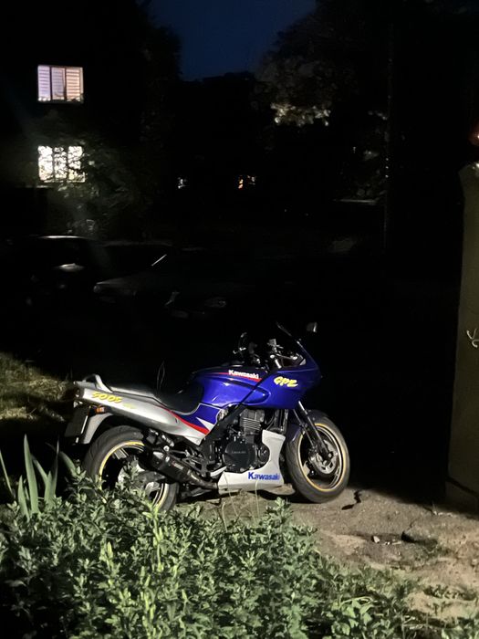 Продам Kawasaki gpz 500