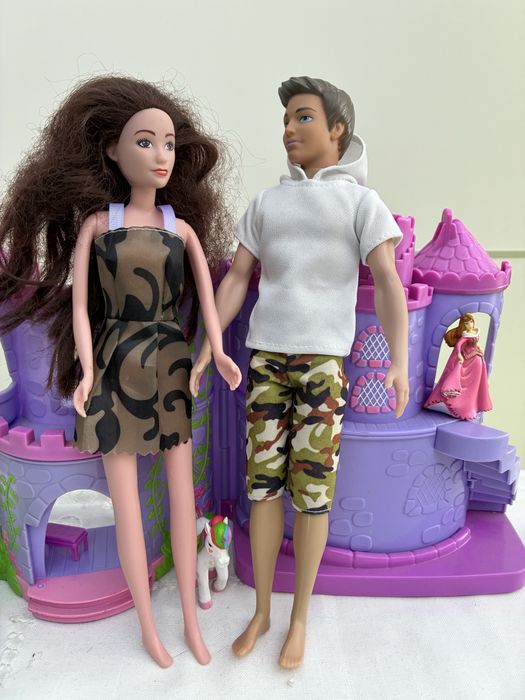 Barbie e Ken bonecas