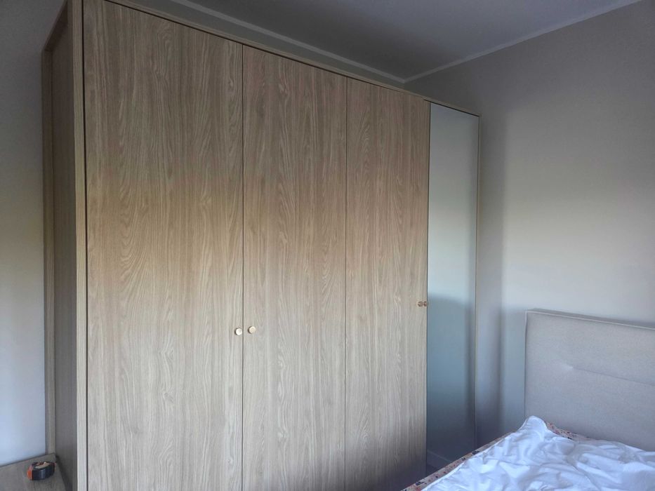 Duża, pojemna szafa z lustrem – 203 cm – stan bardzo dobry!do negocjacji