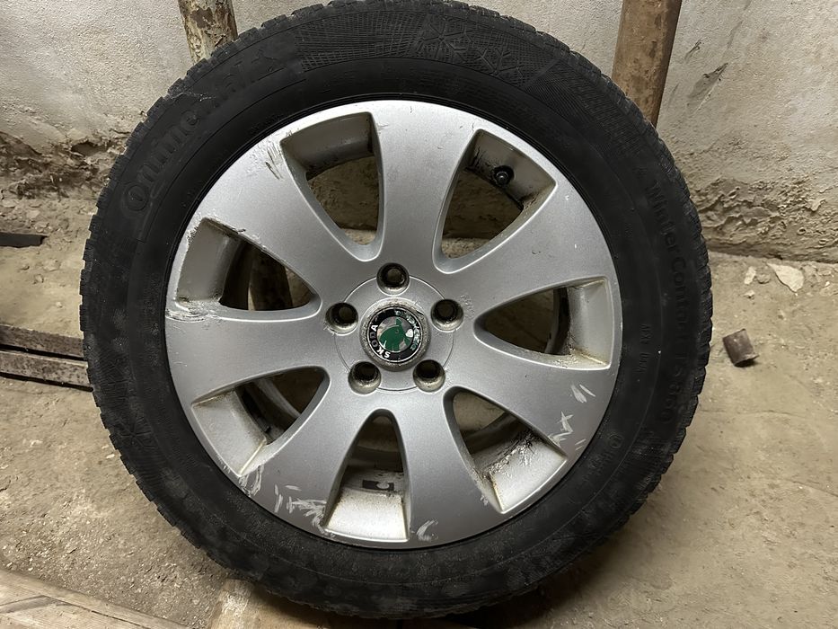 Зимова резина на дисках R16 Skoda