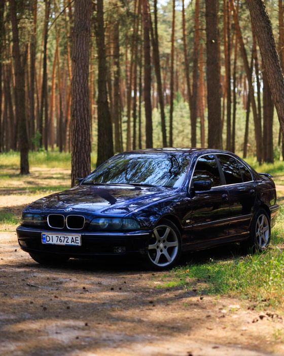 БМВ Е39 BMW E39 автомат 2.0 газ/бенз